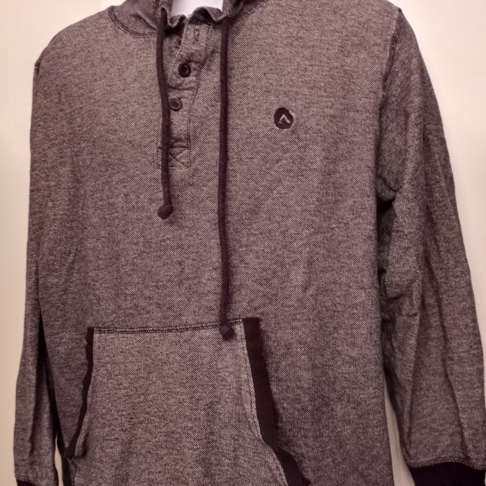 Airwalk long sleeve hoodie shirt